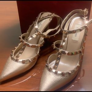 Valentino Rock Studs